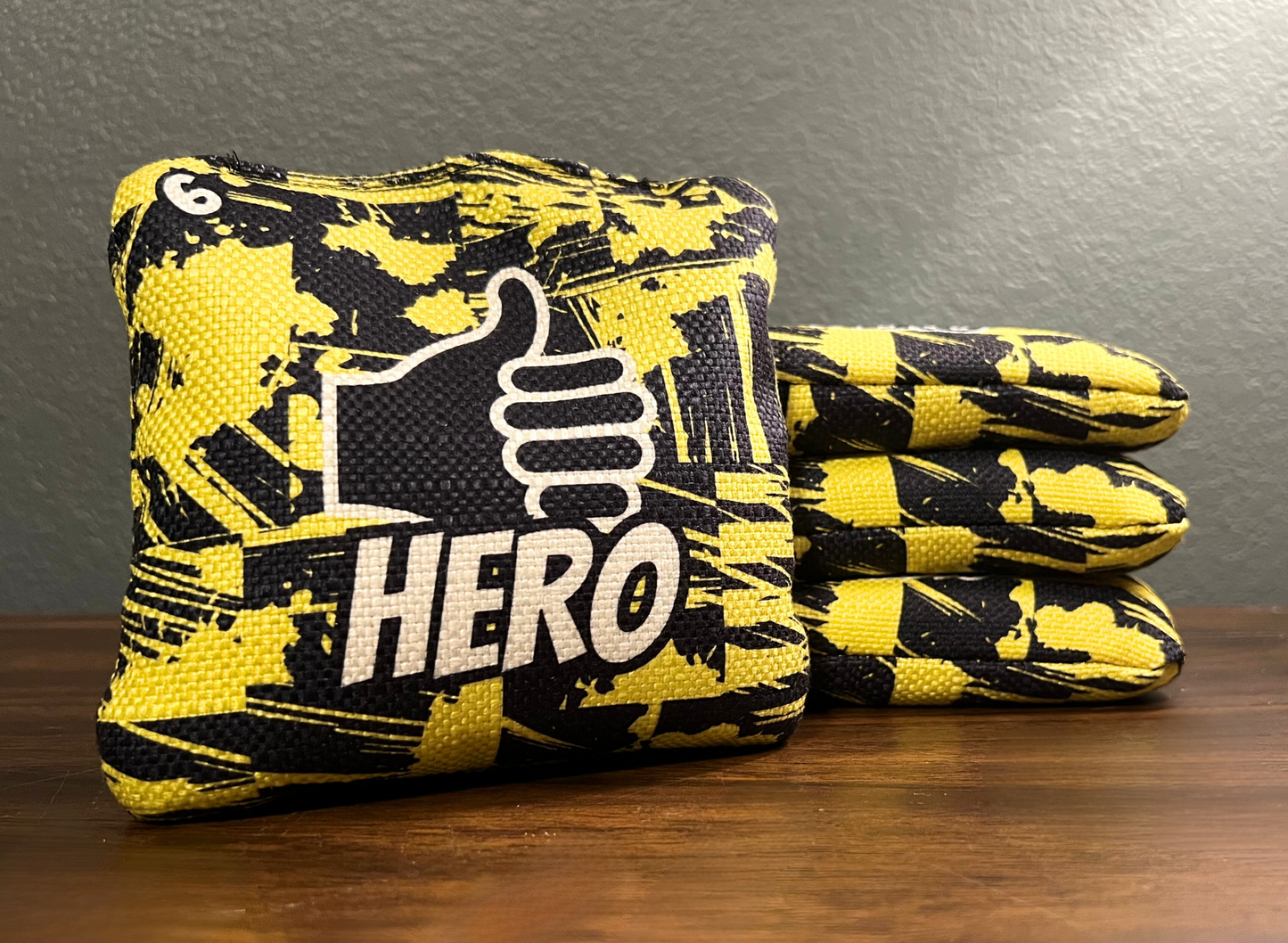 Hero (6/8) - Yellow